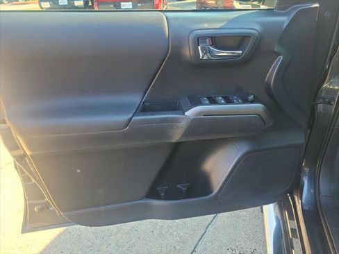 Certified 2023 Toyota Tacoma 4x4 Double Cab image 16