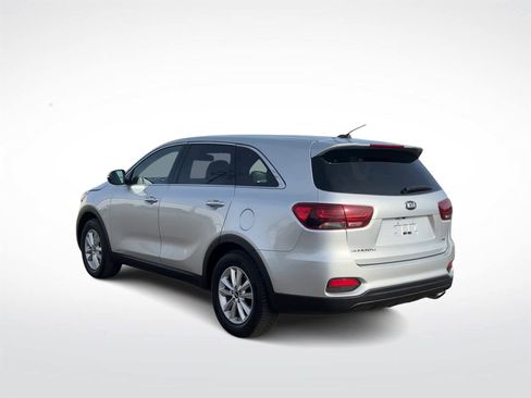 Used 2020 Kia Sorento LX image 7