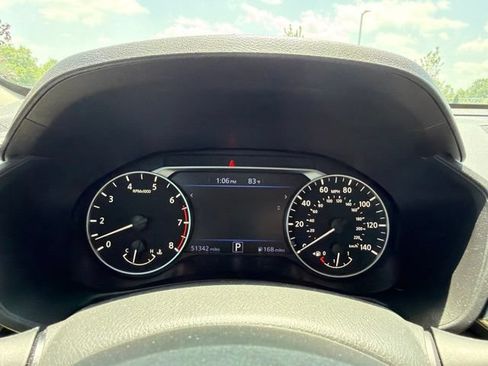 Used 2024 Nissan Altima 2.5 SV FWD image 38