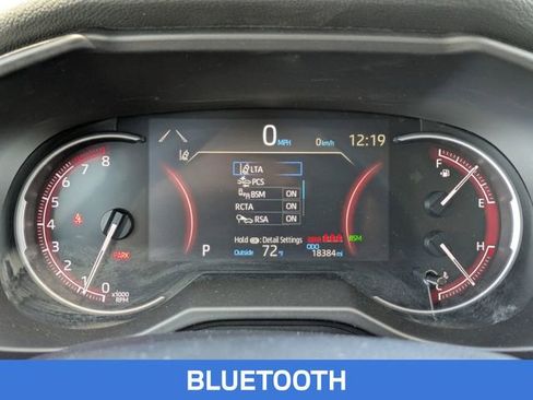 Used 2025 Toyota RAV4 XLE w/ Convenience Package image 21