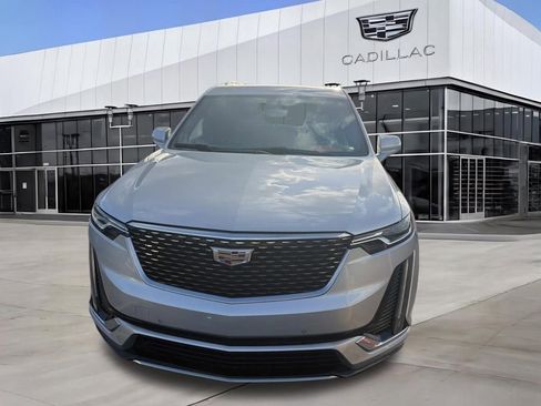 Used 2020 Cadillac XT6 Premium Luxury AWD/4WD image 6