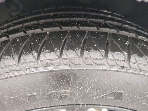 Used 2025 Honda CR-V Sport image 11