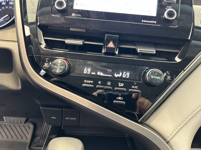 Used 2023 Toyota Camry LE FWD image 17