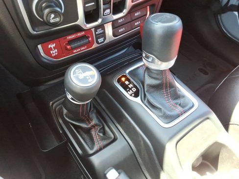 Used 2023 Jeep Wrangler Unlimited Rubicon 392 AWD/4WD image 39