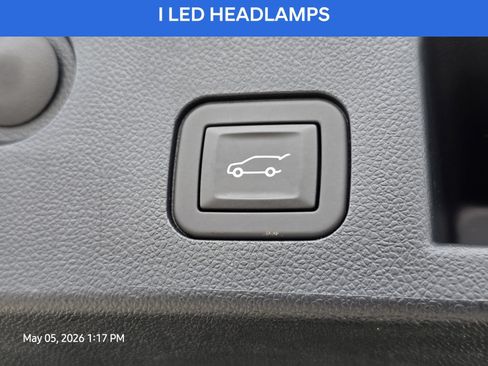 Used 2025 Chevrolet Equinox RS FWD image 20
