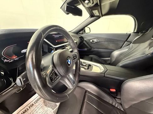 Used 2019 BMW Z4 sDrive30i w/ M Sport Package RWD image 8