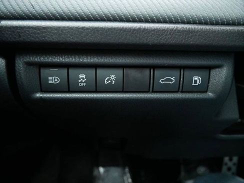 Certified 2025 Toyota Camry SE image 28