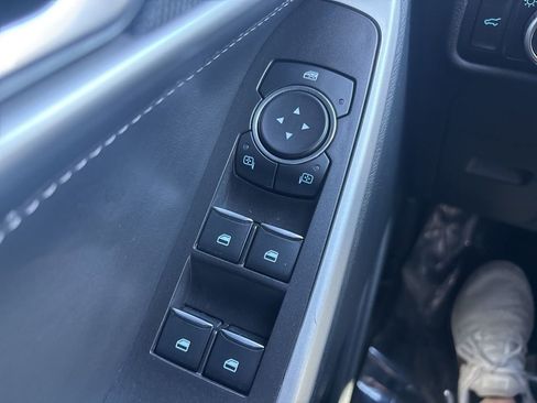 Used 2023 Ford Explorer XLT w/ Equipment Group 202A image 18