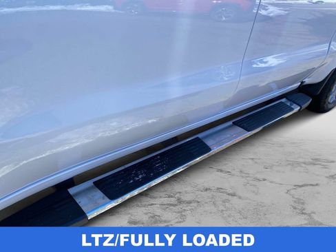 Used 2022 Chevrolet Silverado 1500 LTZ image 12