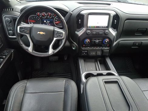 Used 2020 Chevrolet Silverado 2500 LTZ w/ LTZ Convenience Package AWD/4WD image 11