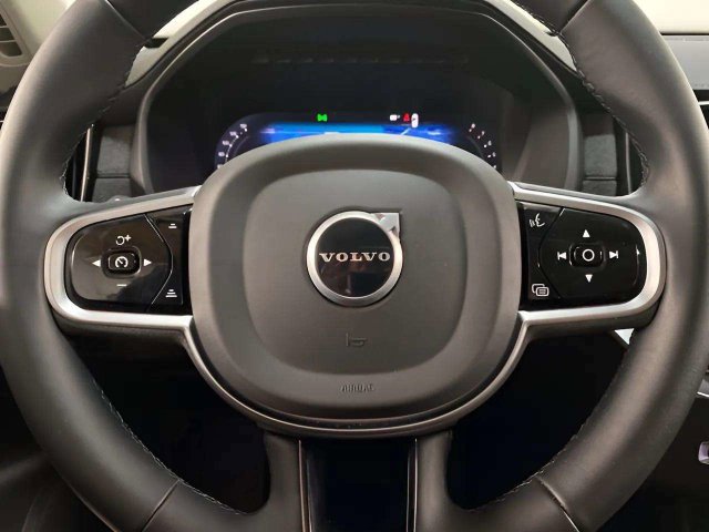 Used 2026 Volvo XC90 B6 Ultra AWD/4WD image 39