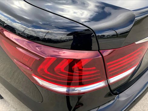 Used 2014 Lexus LS 460 w/ Ultra Luxury Package image 27