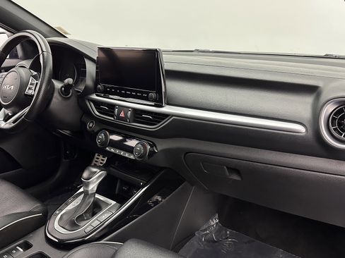 Used 2023 Kia Forte GT-Line w/ GT-Line Premium Package image 35