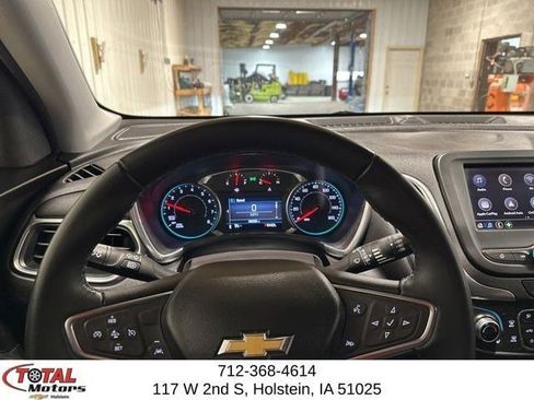 Used 2024 Chevrolet Equinox LT AWD/4WD image 13