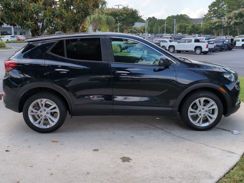 Used 2020 Buick Encore GX Preferred w/ Cold Weather Comfort Package FWD image 11
