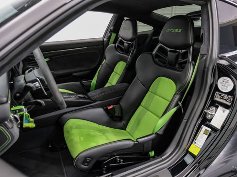 Used 2019 Porsche 911 GT3 RS RWD image 45