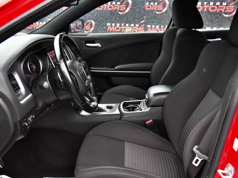 Used 2022 Dodge Charger GT image 17