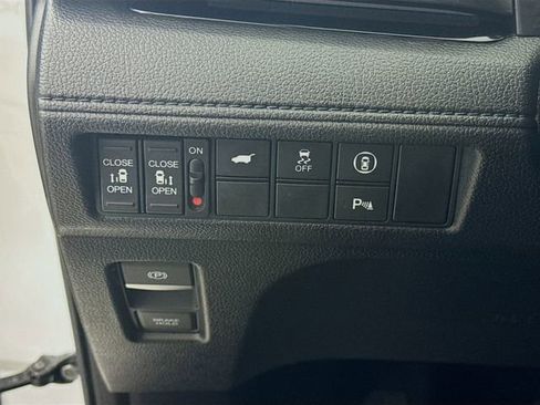 Used 2022 Honda Odyssey Elite image 10