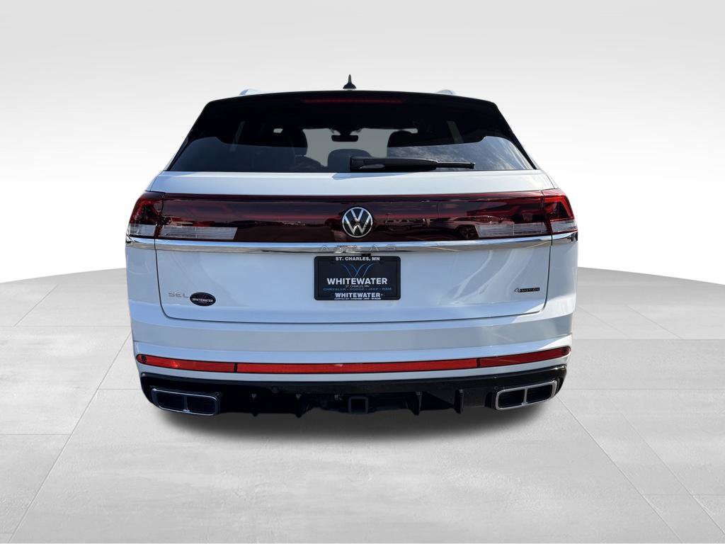 Used 2024 Volkswagen Atlas Cross Sport SEL R-Line AWD/4WD image 32