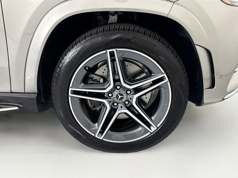 Certified 2023 Mercedes-Benz GLS 450 4MATIC image 32