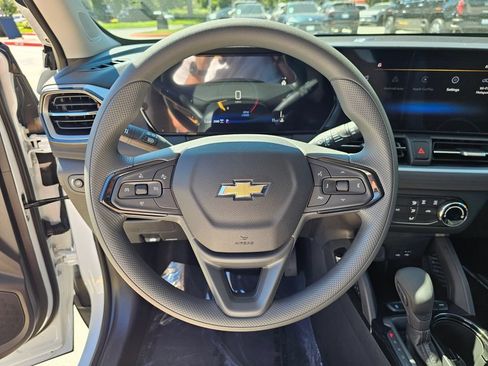 New 2026 Chevrolet TrailBlazer LS w/ LS Convenience Package AWD/4WD image 24