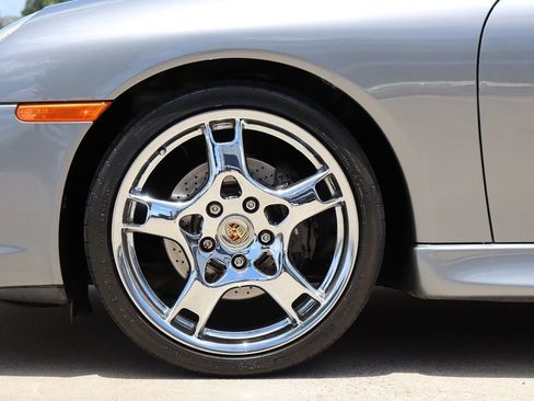 Used 2002 Porsche 911 Carrera image 45