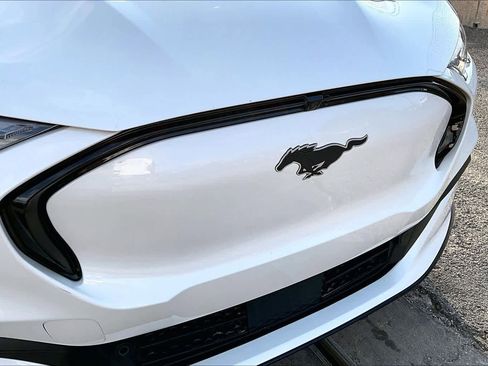 Used 2023 Ford Mustang Mach-E Premium image 29