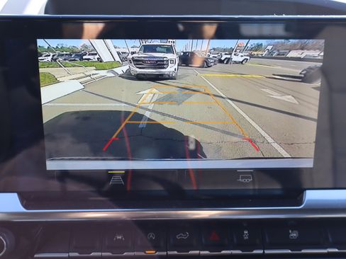 Certified 2025 Chevrolet Silverado 1500 LT image 26