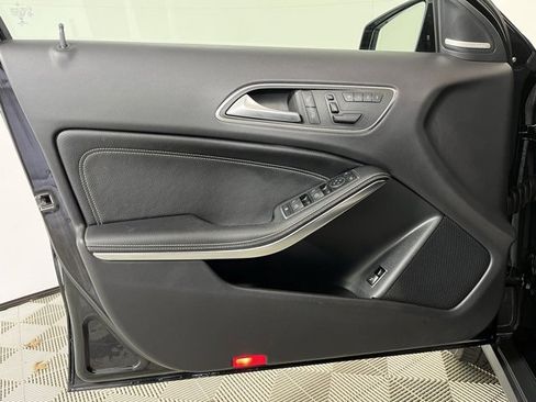 Used 2016 Mercedes-Benz GLA 250 4MATIC image 10