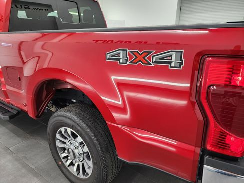 Used 2021 Ford F250 Lariat w/ Lariat Value Package image 32