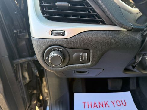 Used 2017 Jeep Cherokee Sport w/ Safety Group image 20