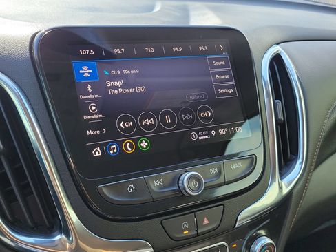 Used 2024 Chevrolet Equinox Premier FWD image 21