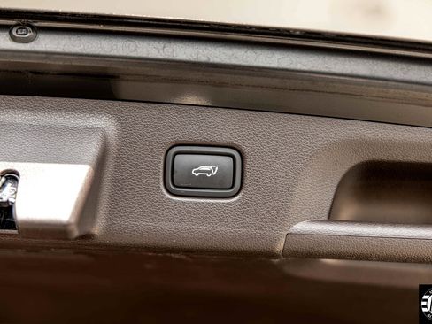 Used 2020 Hyundai Palisade Limited image 16