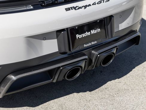 Certified 2026 Porsche 911 Targa 4 GTS AWD/4WD image 21