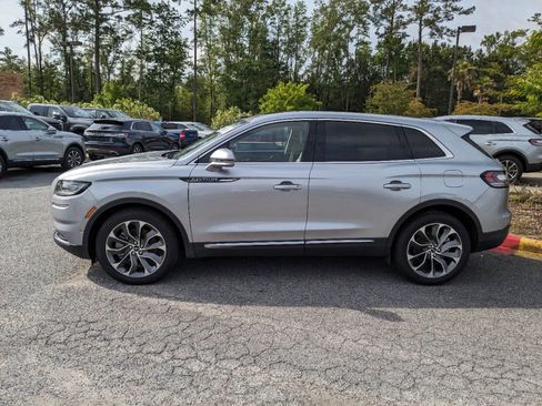 Certified 2023 Lincoln Nautilus Reserve w/ Equipment Group 201A image 8