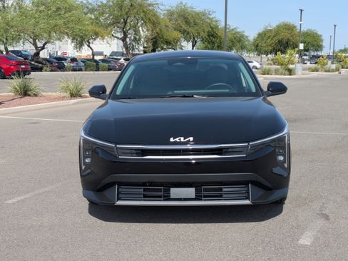 Certified 2025 Kia K4 EX FWD image 8