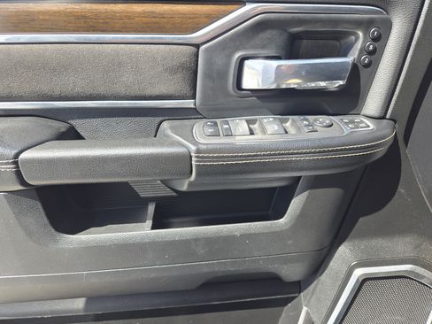 Used 2023 RAM 2500 Laramie image 27
