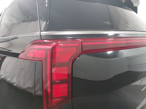 Used 2026 Kia Carnival SX w/ SX Dark Edition Package FWD image 37