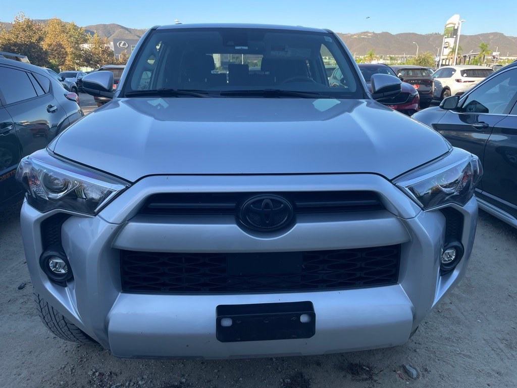Used 2023 Toyota 4Runner SR5 AWD/4WD image 2