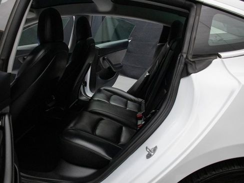 Used 2020 Tesla Model 3 Long Range image 20