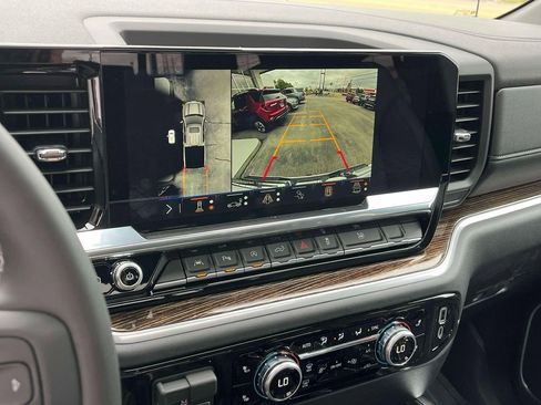 New 2026 GMC Sierra 1500 Elevation w/ Elevation Premium Package AWD/4WD image 28