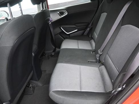 Used 2023 Kia Soul LX FWD image 14