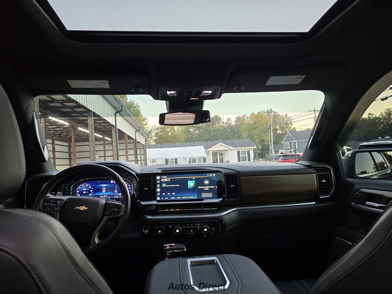Used 2022 Chevrolet Silverado 1500 High Country w/ High Country Premium Package AWD/4WD image 33