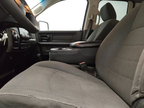 Used 2021 RAM 1500 Tradesman w/ Popular Equipment Group RWD image 17