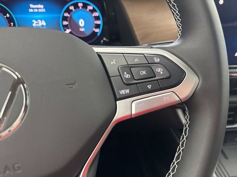 New 2026 Volkswagen Atlas SE image 19