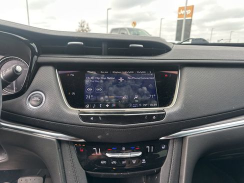 Used 2024 Cadillac XT5 Luxury w/ LPO, Floor Liner Package image 10