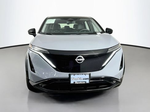 Used 2024 Nissan Ariya AWD image 2