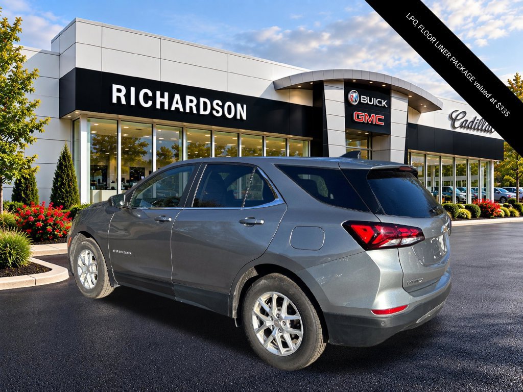 Used 2023 Chevrolet Equinox LT FWD image 3