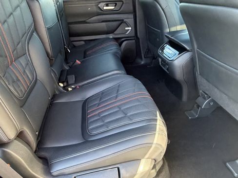 Certified 2025 Nissan Armada PRO-4X w/ Pro-4X Premium Package image 16