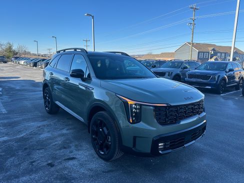 New 2026 Kia Sorento X-Line EX image 3